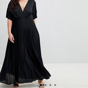 NEW WITH TAGS - Plus Maxi Dress